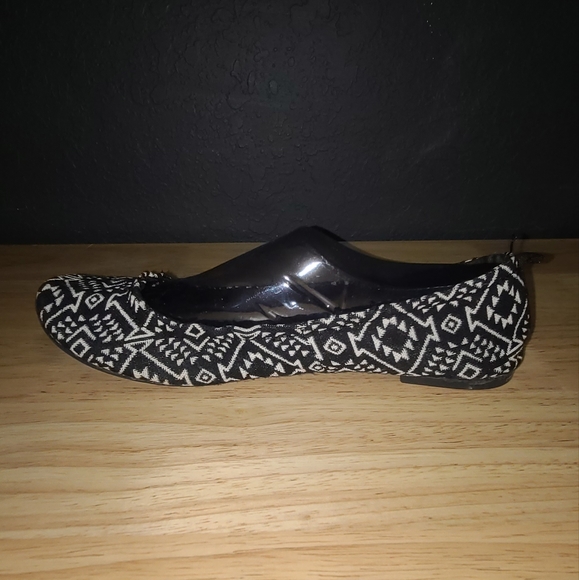 American Eagle Outfitters Canvas Elastic Flats - Picture 2 of 6